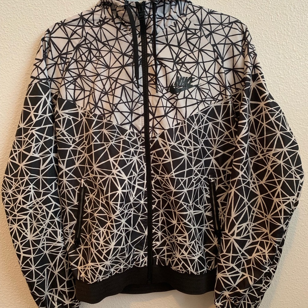 Nike wind breaker